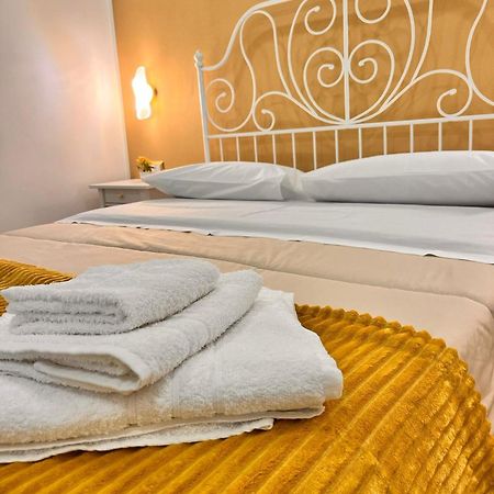 La Dimora Del Principe Apartment Наполи Екстериор снимка
