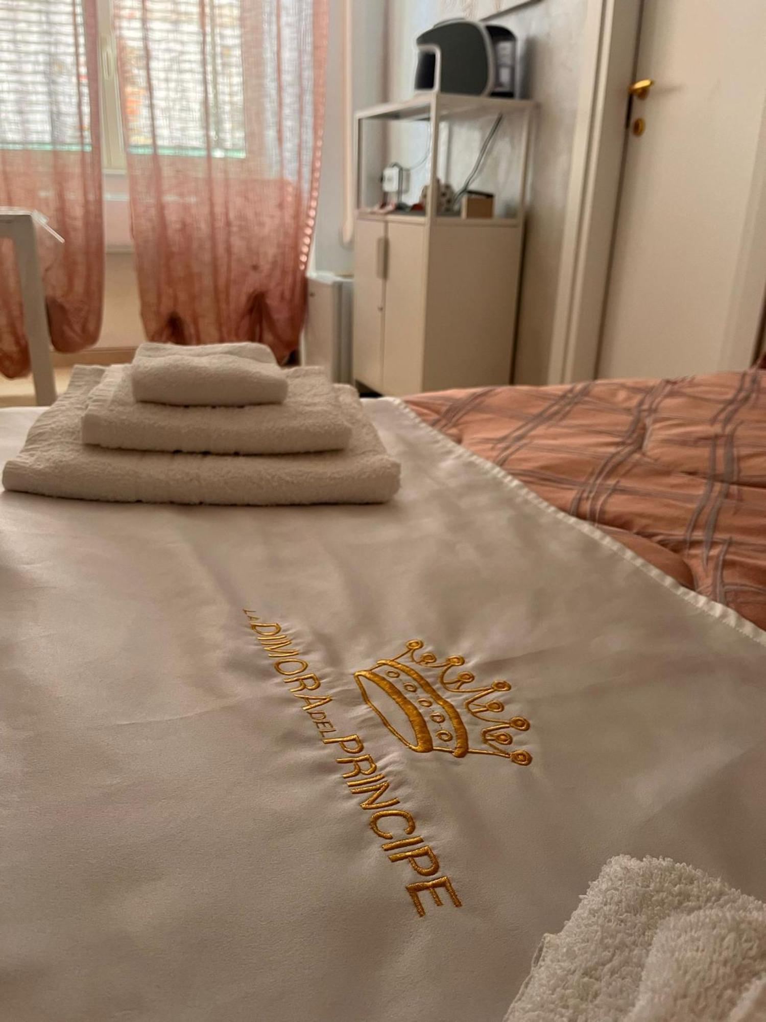 La Dimora Del Principe Apartment Наполи Екстериор снимка
