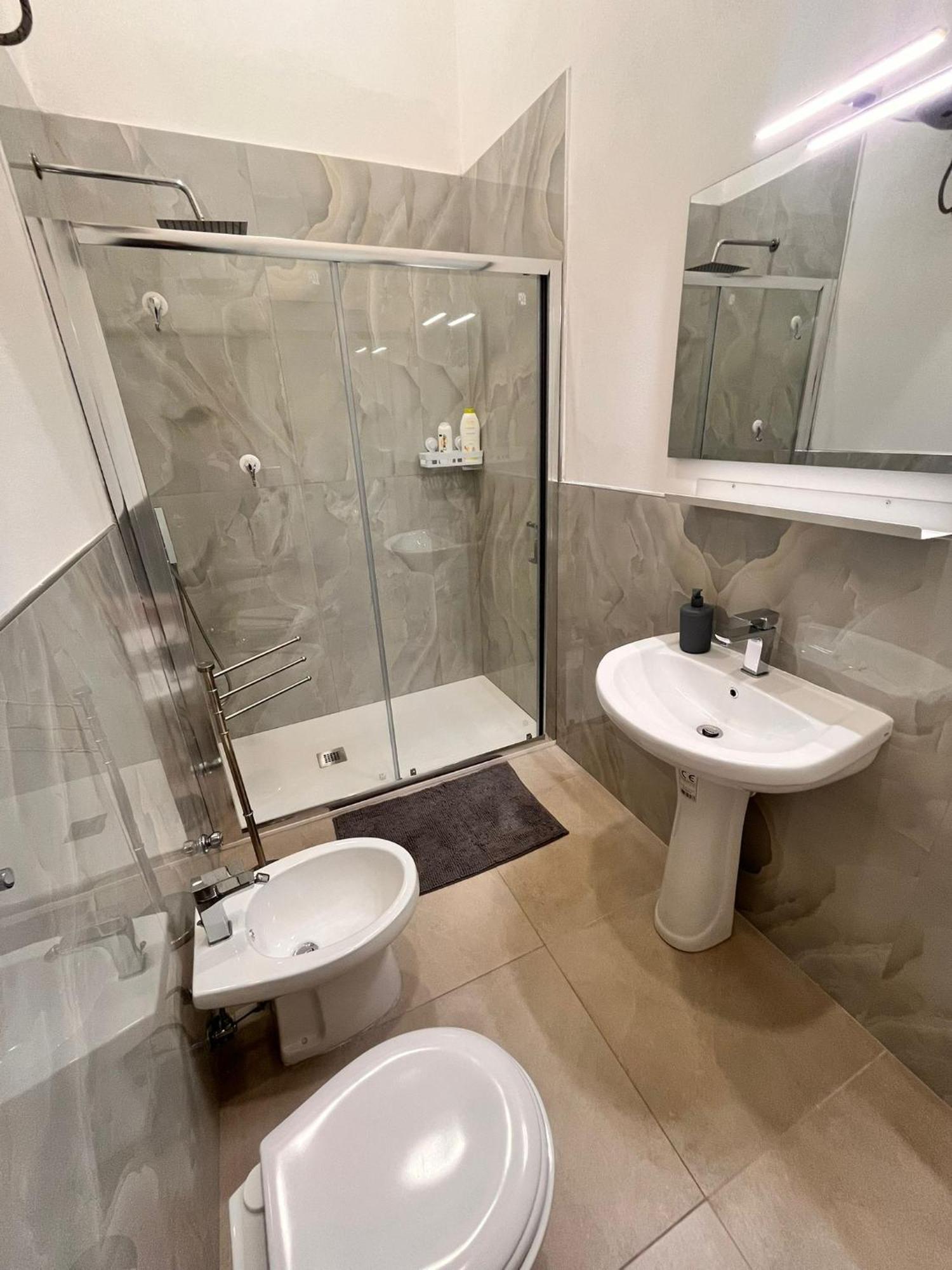 La Dimora Del Principe Apartment Наполи Екстериор снимка